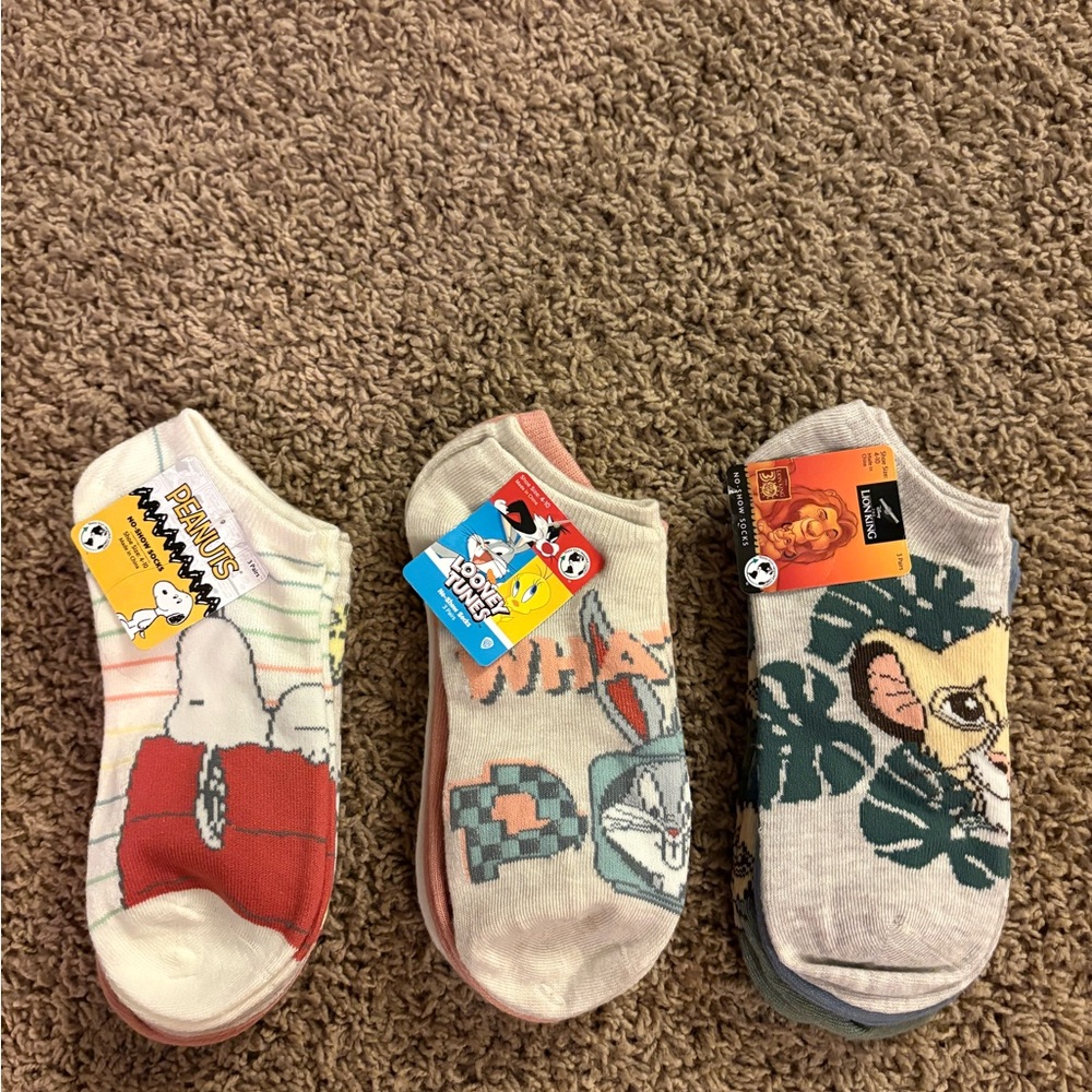 Looney Tunes , Lion King & Peanuts No-Show Socks Pack - Assorted Characters